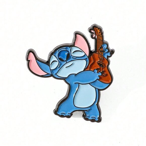 DISNEY Stitch Playing Ukulele Enamel Trading Pin (BRAND-NEW & SO CUTE!) - Picture 1 of 3